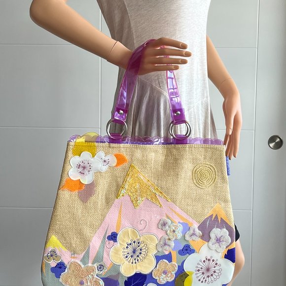 Sequin Tote - Picture 14 of 16